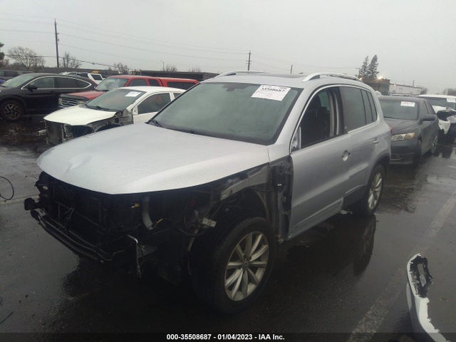 2017 Volkswagen Tiguan, VIN: WVGRV7AX7HK012297