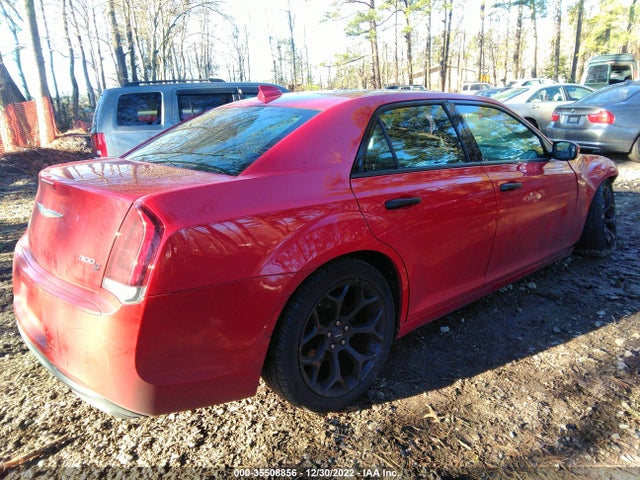 2015 Chrysler 300, VIN: 2C3CCABG7FH921290