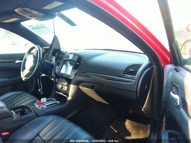 2015 Chrysler 300, VIN: 2C3CCABG7FH921290