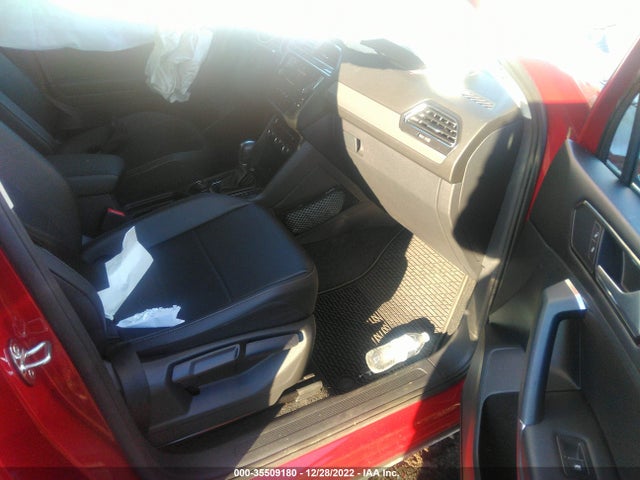 2018 Volkswagen Tiguan, VIN: 3VV2B7AXXJM221869