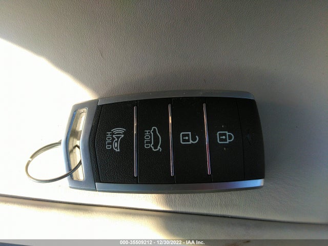 2022 Genesis G90, VIN: KMTF54PH5NU092772
