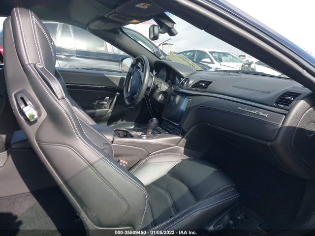 ZAM45VMA8J0280217 Maserati Granturismo Convertible Sport/mc