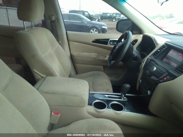 2016 Nissan Pathfinder, VIN: 5N1AR2MN4GC612377
