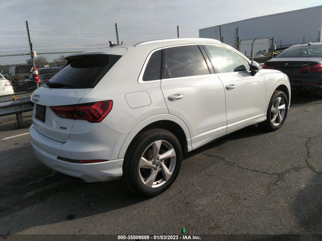 2020 Audi Q3, VIN: WA1BECF32L1103989