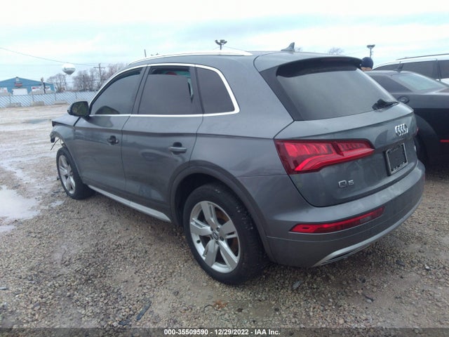 WA1BNAFY0J2028880 Audi Q5 Premium Plus