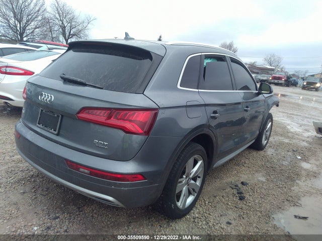 WA1BNAFY0J2028880 Audi Q5 Premium Plus