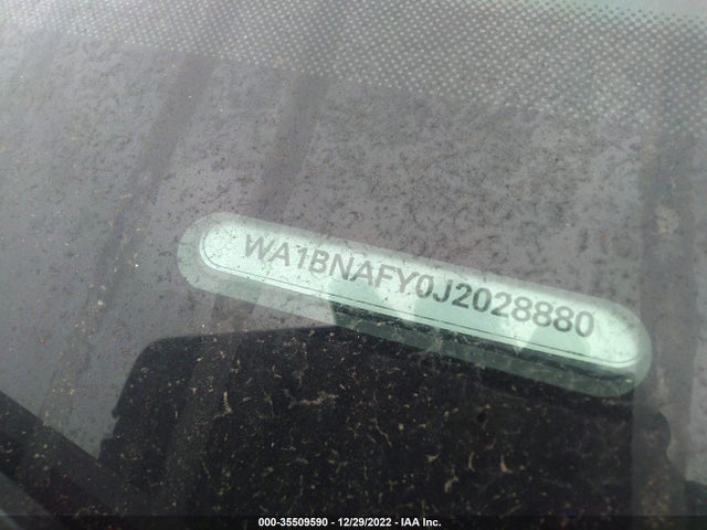 WA1BNAFY0J2028880 Audi Q5 Premium Plus