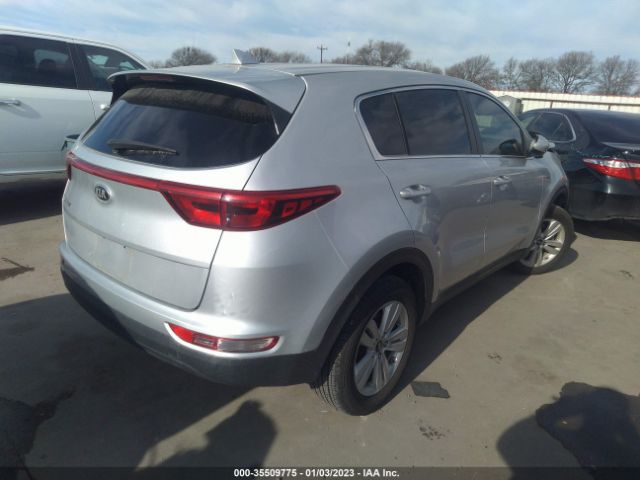 KNDPMCAC4H7243536 KIA Sportage Lx