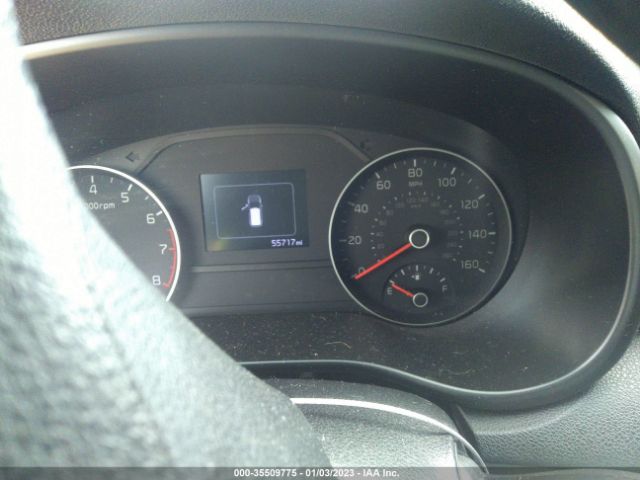KNDPMCAC4H7243536 KIA Sportage Lx