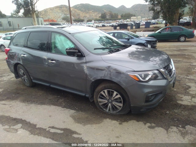 2017 Nissan Pathfinder, VIN: 5N1DR2MN7HC905608