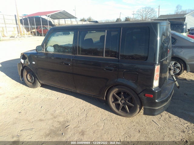 2005 SCION XB VIN: JTLKT324450206760