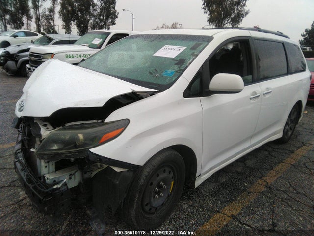 2015 Toyota Sienna, VIN: 5TDXK3DC6FS670429