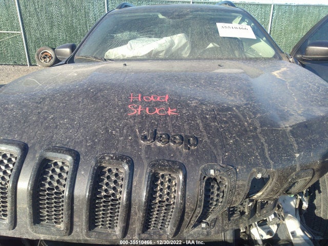1C4PJLCS3EW292905 Jeep Cherokee Altitude