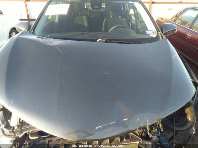 2018 Toyota RAV4, VIN: JTMRJREV7JD227340