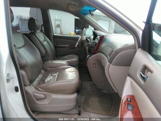 2004 TOYOTA SIENNA XLE VIN: 5TDZA22C14S056006