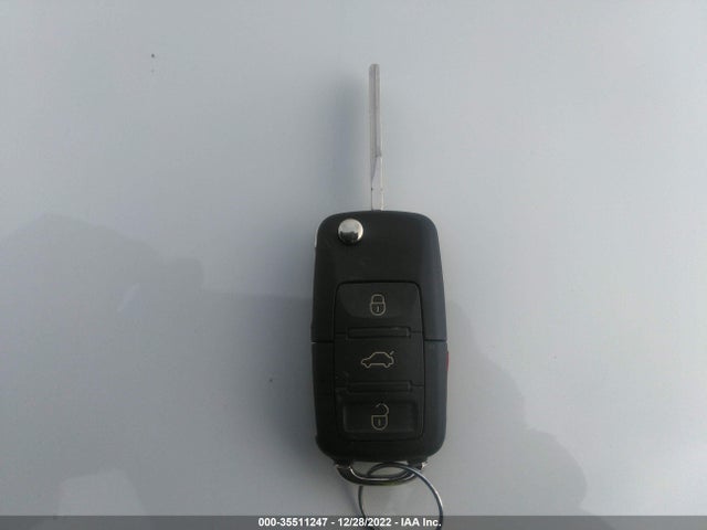2007 VOLKSWAGEN JETTA SEDAN WOLFSBURG EDITION VIN: 3VWEG71K27M188423