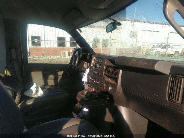 2021 Chevrolet Express, VIN: 1GCWGAFP3M1302091