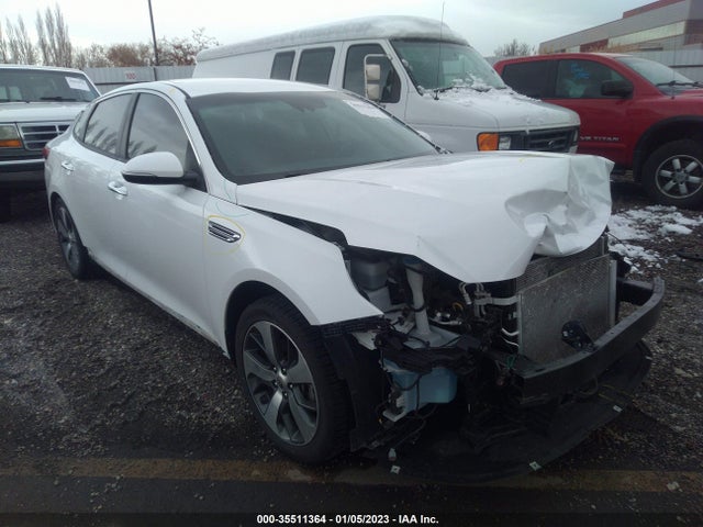 2020 Kia Optima, VIN: 5XXGT4L3XLG450812