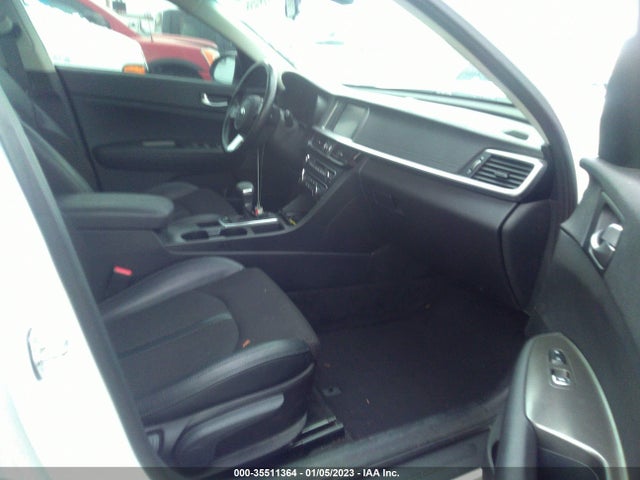 2020 Kia Optima, VIN: 5XXGT4L3XLG450812