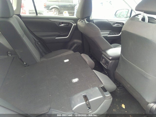 2021 TOYOTA RAV4 XLE VIN: 2T3W1RFV8MW113565