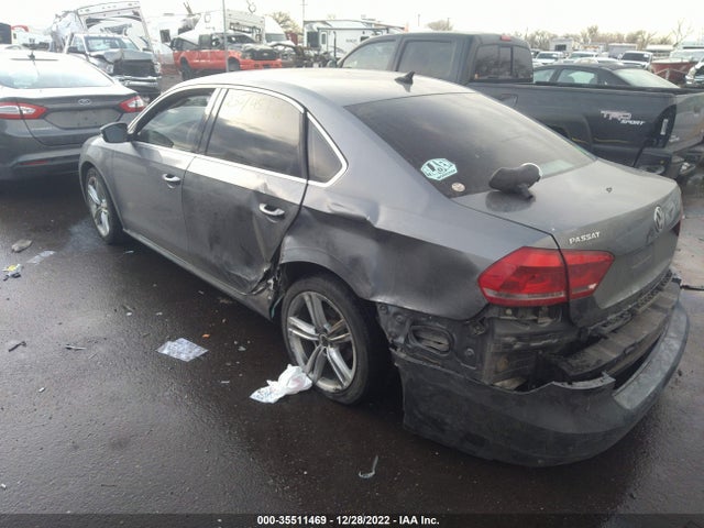 1VWBV7A31FC066279 Volkswagen Passat 2.0l Tdi Se W/sunroof