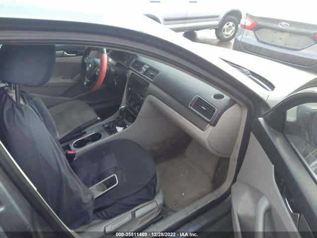 1VWBV7A31FC066279 Volkswagen Passat 2.0l Tdi Se W/sunroof