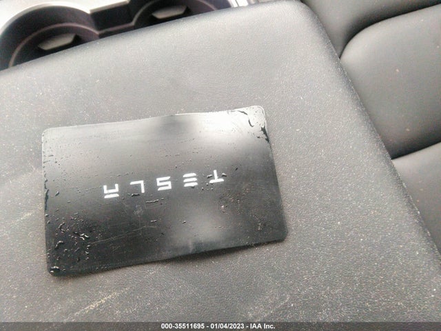 Tesla Model Y Long Range 2022 7SAYGDEE2NF367925 Image 3
