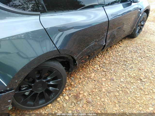 Tesla Model Y Long Range 2022 7SAYGDEE2NF367925 Image 8
