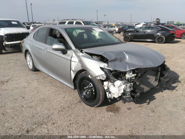 2021 Toyota Camry, VIN: 4T1C11AK6MU462458