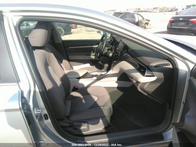 2021 Toyota Camry, VIN: 4T1C11AK6MU462458