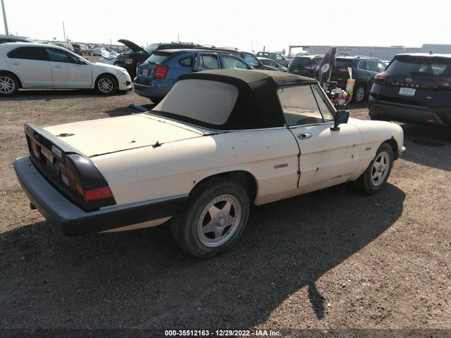 ZARBA5648H1045941 Alfa Romeo Spider