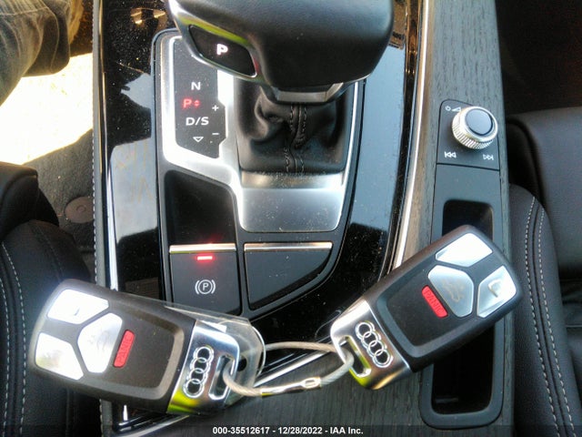 2022 Audi A4, VIN: WAUEAAF4XNN013333