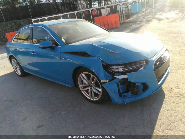 2022 Audi A4, VIN: WAUEAAF4XNN013333
