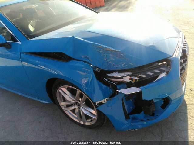 2022 Audi A4, VIN: WAUEAAF4XNN013333