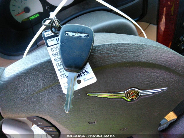 Chrysler Town & Country 2005 1C4GP45R35B386420 Image 3