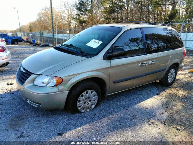 Chrysler Town & Country 2005 1C4GP45R35B386420 Image 2