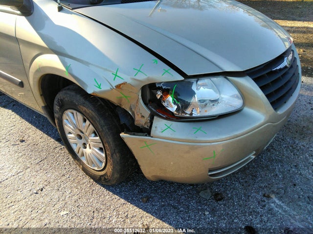 Chrysler Town & Country 2005 1C4GP45R35B386420 Image 7