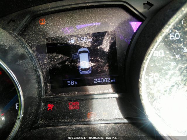 KNDMB5C17L6632220 KIA SEDONA LX