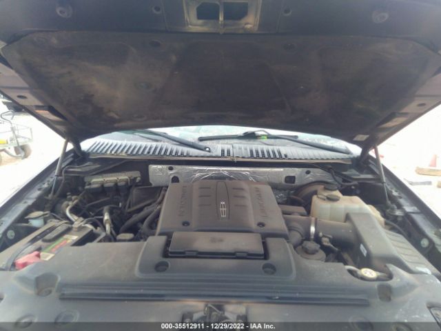5LMJJ2H5XEEL07482 Lincoln Navigator
