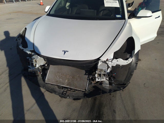 Tesla Model 3 Long Range 2022 5YJ3E1EB0NF124177 Image 7