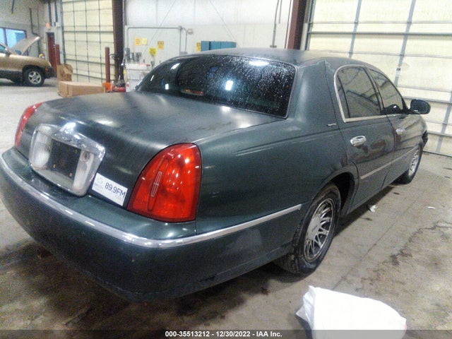 Lincoln Town Car 1999 1LNHM82W5XY619532 Image 5