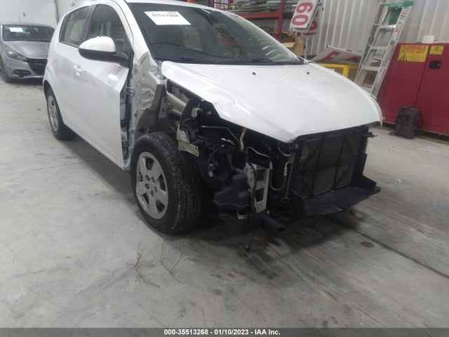 Chevrolet SONIC LS 2016 1G1JA6SH4G4106731 Image 6