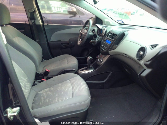 Chevrolet SONIC LS 2014 1G1JA6SHXE4119349 Image 6