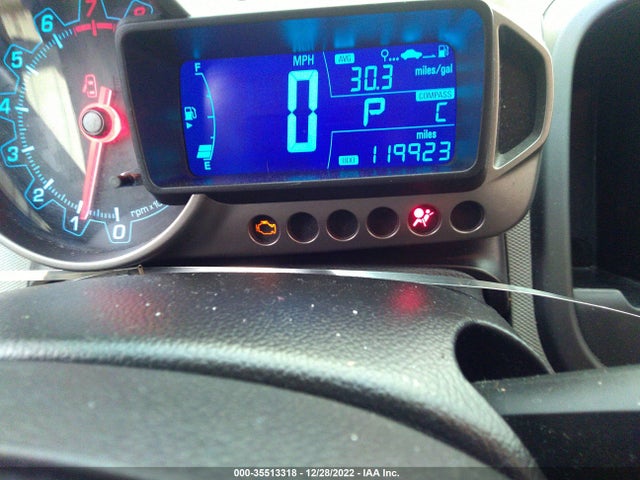 Chevrolet SONIC LS 2014 1G1JA6SHXE4119349 Image 8