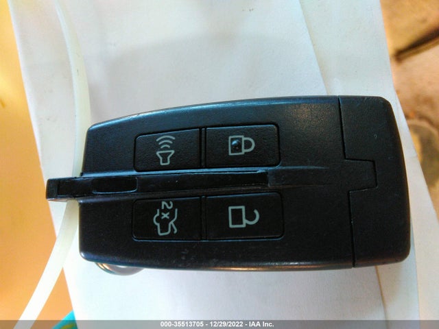 Lincoln MKS 2010 1LNHL9ER9AG606746 Image 3