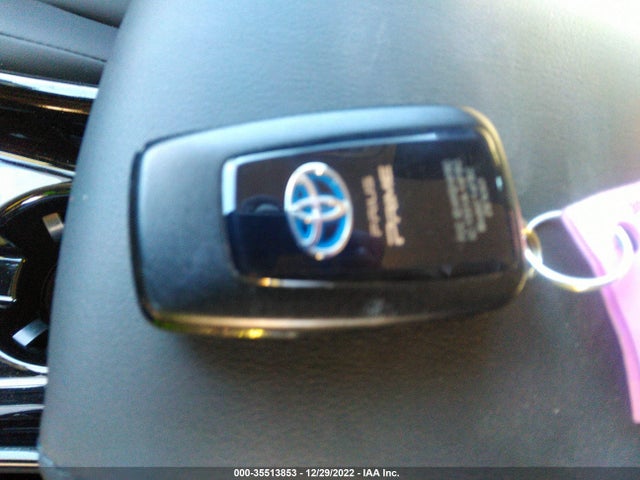 2022 Toyota Prius, VIN: JTDKAMFP4N3217221