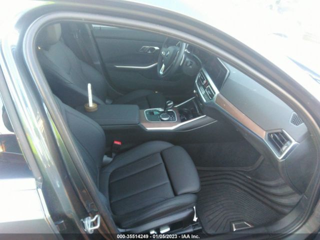 3MW5R1J01M8C20451 BMW 3 Series 330i