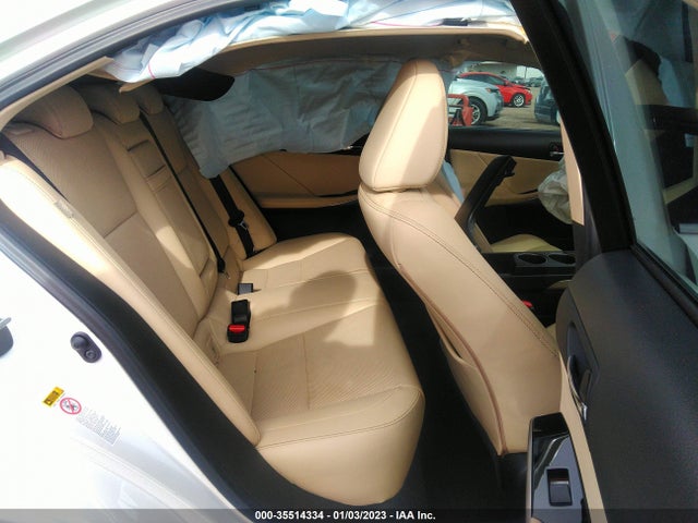Lexus IS 200T 2016 JTHBA1D25G5019453 Image 9