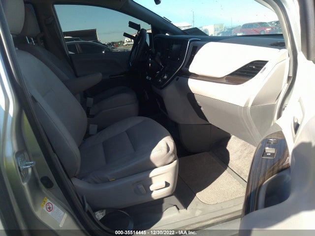 2019 Toyota Sienna, VIN: 5TDYZ3DC6KS011261