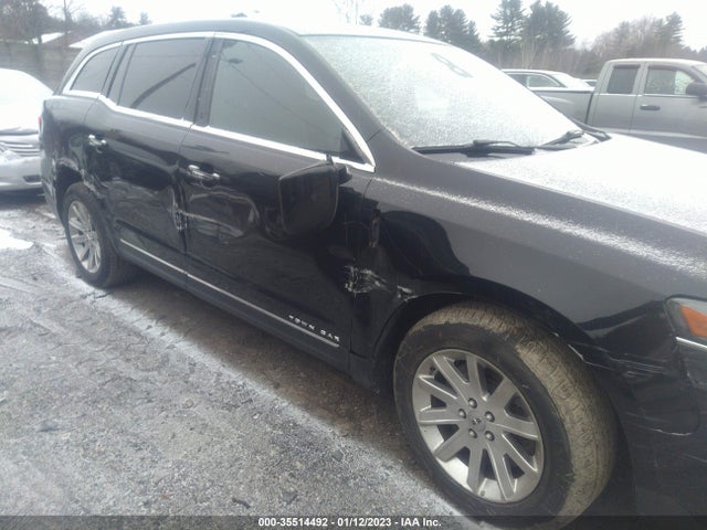 Lincoln MKT 2016 2LMHJ5NK2GBL01983 Image 7